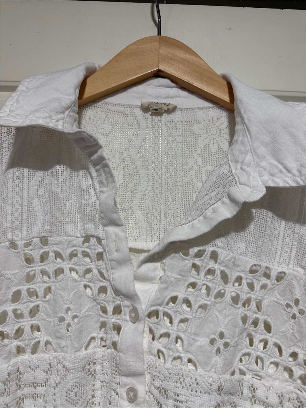 Anthropologie Pilcro Cutwork Bubble-Sleeve Shirt, MED white eyelet top - Picture 5 of 8